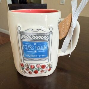 NWT Gilmore Girls Stars Hollow Mug